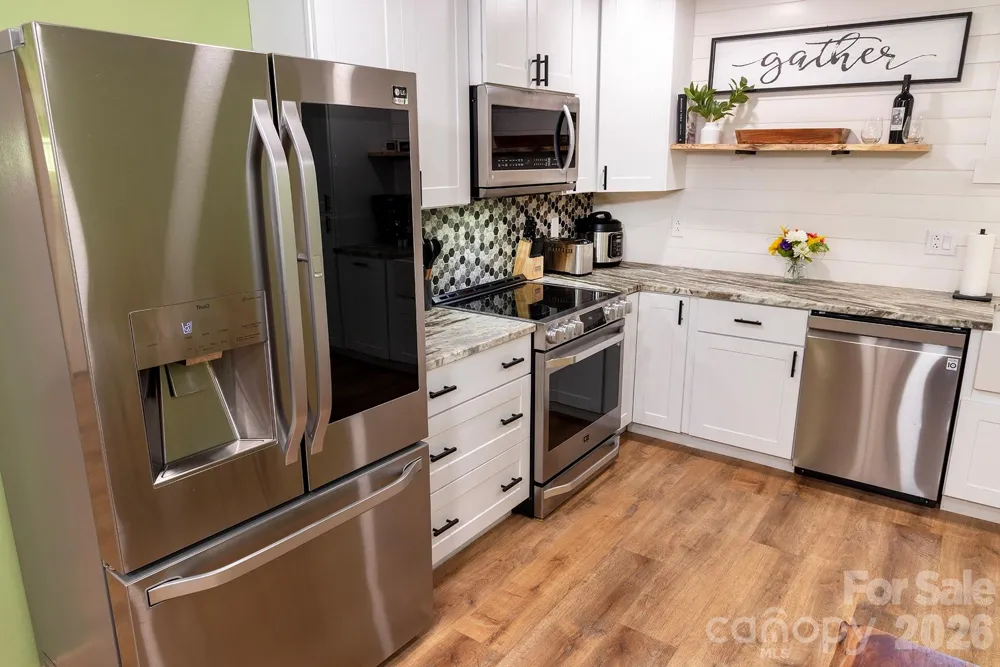 95 Lasso Lane Waynesville, NC 28785