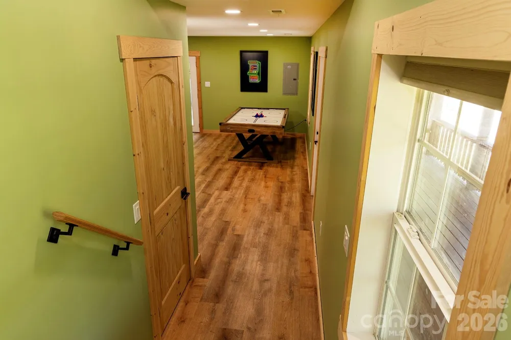 95 Lasso Lane Waynesville, NC 28785