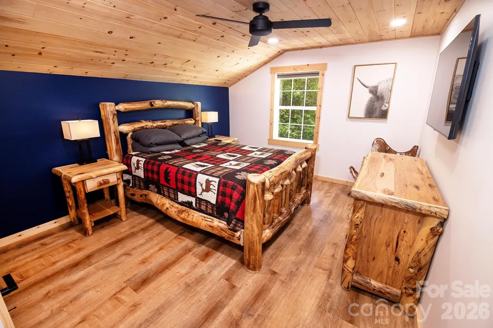 95 Lasso Lane Waynesville, NC 28785
