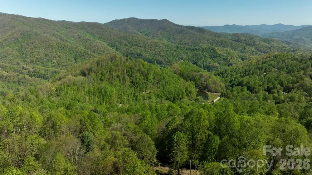 95 Lasso Lane Waynesville, NC 28785