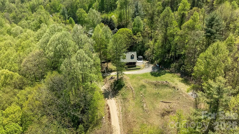 95 Lasso Lane Waynesville, NC 28785