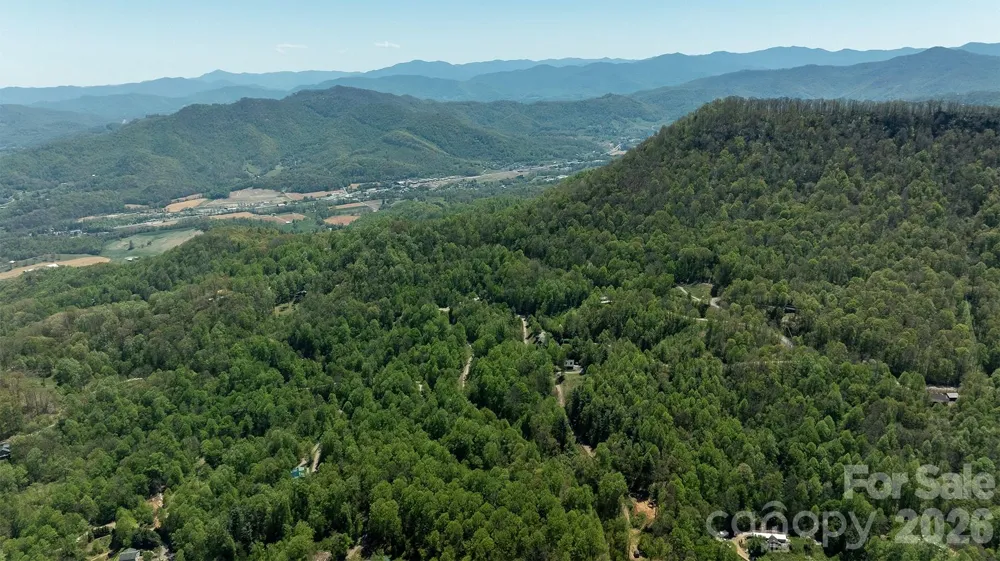 95 Lasso Lane Waynesville, NC 28785