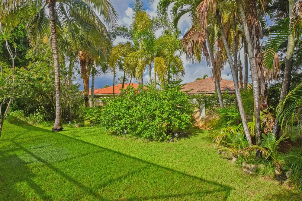 4465 Wellington Shores Drive Wellington, FL 33449