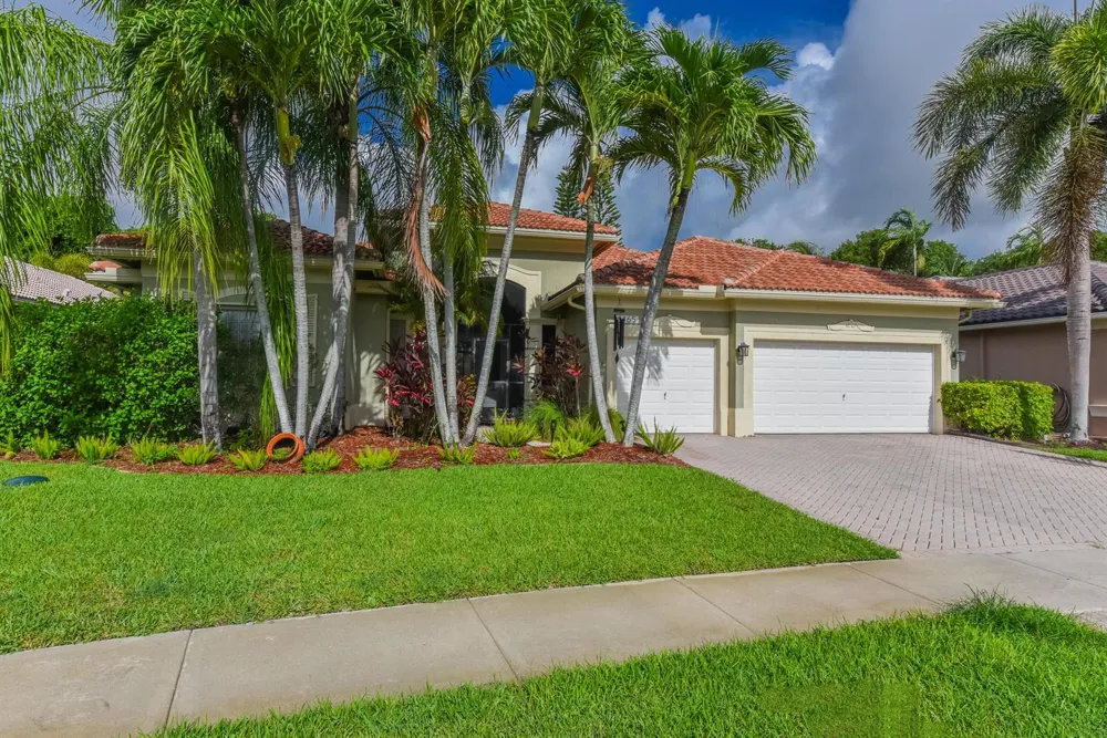 4465 Wellington Shores Drive Wellington, FL 33449
