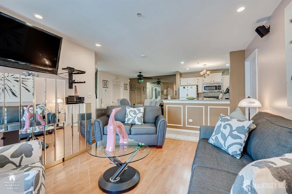 1413 Waterford Drive Edison, NJ 08817
