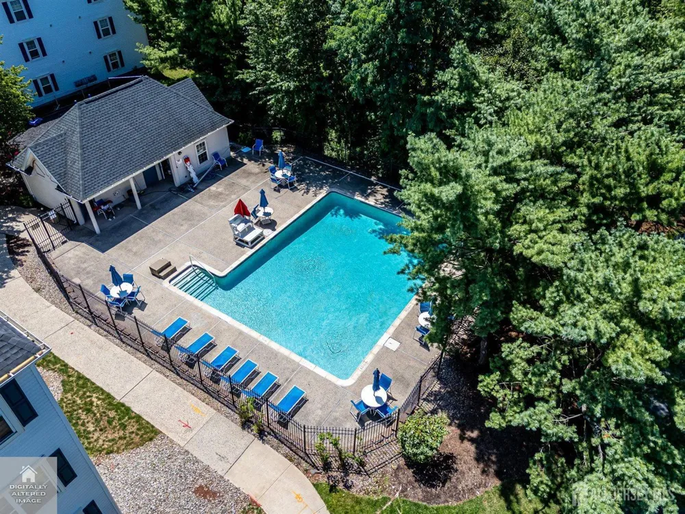 1413 Waterford Drive Edison, NJ 08817