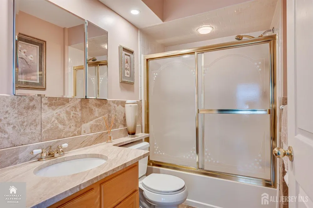 1413 Waterford Drive Edison, NJ 08817