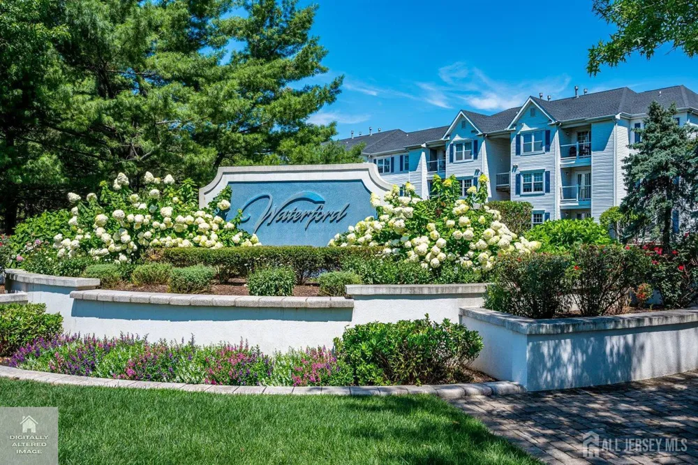 1413 Waterford Drive Edison, NJ 08817