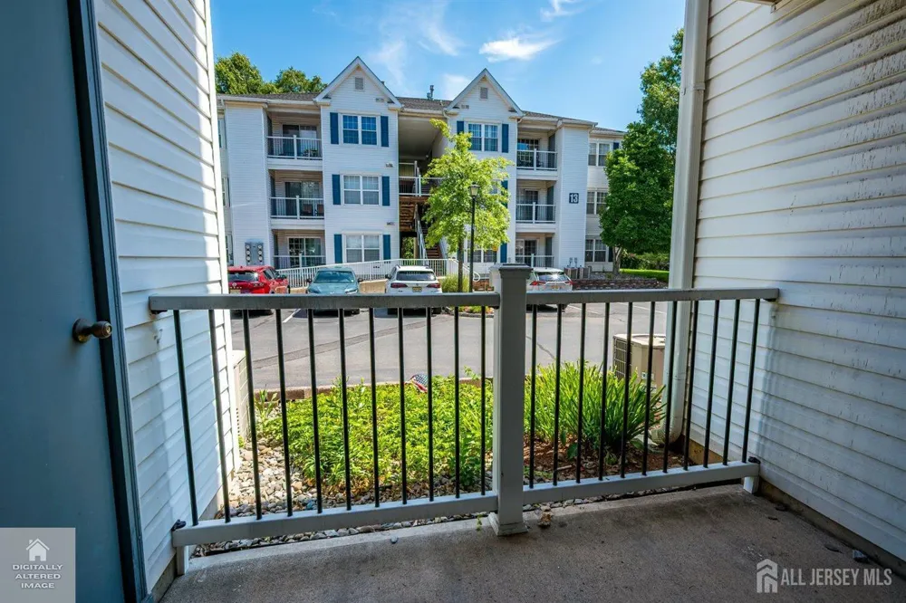 1413 Waterford Drive Edison, NJ 08817