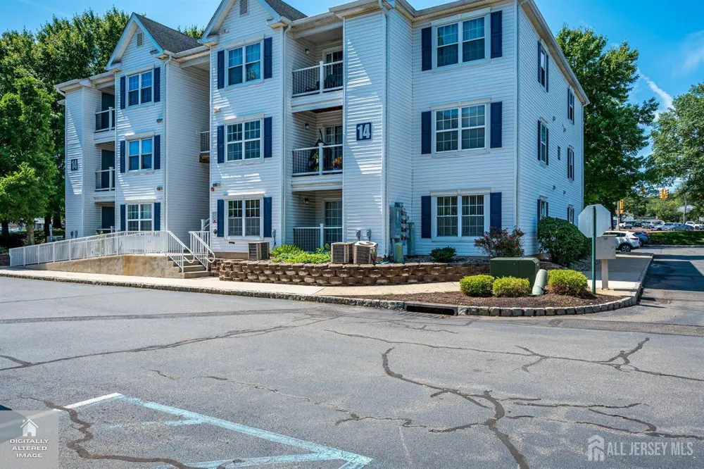 1413 Waterford Drive Edison, NJ 08817
