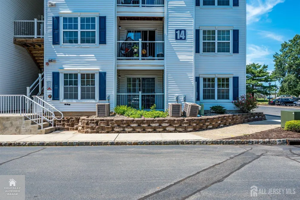 1413 Waterford Drive Edison, NJ 08817