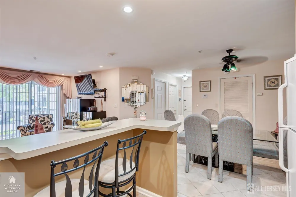 1413 Waterford Drive Edison, NJ 08817