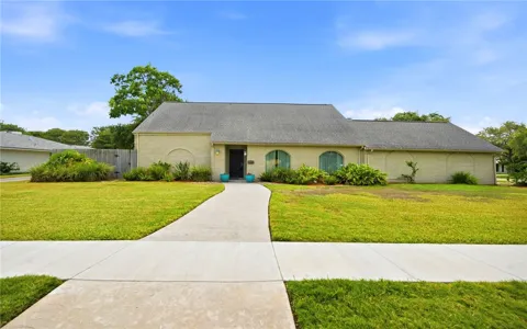 345 Cape Hatteras Drive