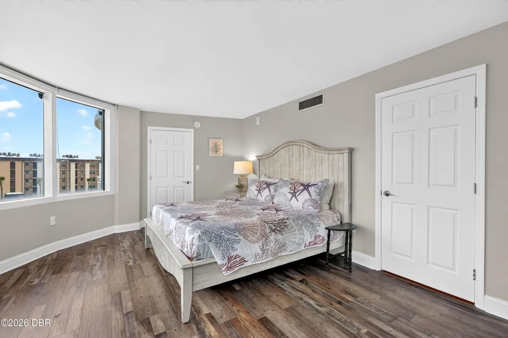2625 S Atlantic Avenue #5SW Daytona Beach Shores, FL 32118