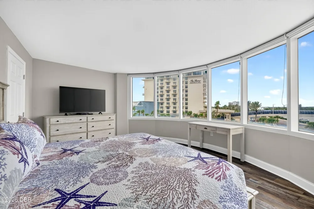 2625 S Atlantic Avenue #5SW Daytona Beach Shores, FL 32118