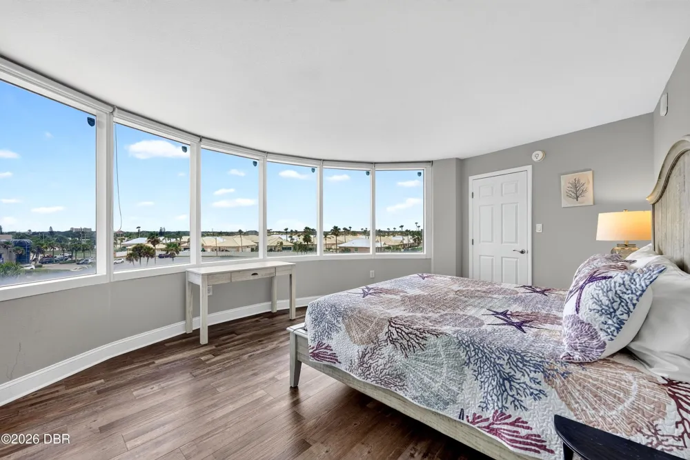 2625 S Atlantic Avenue #5SW Daytona Beach Shores, FL 32118