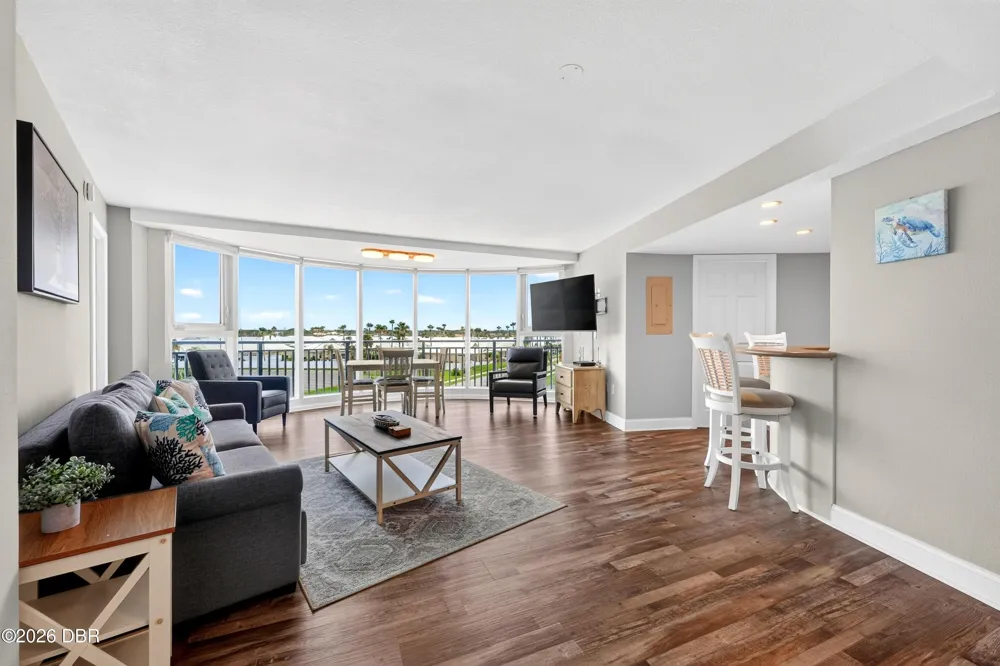 2625 S Atlantic Avenue #5SW Daytona Beach Shores, FL 32118