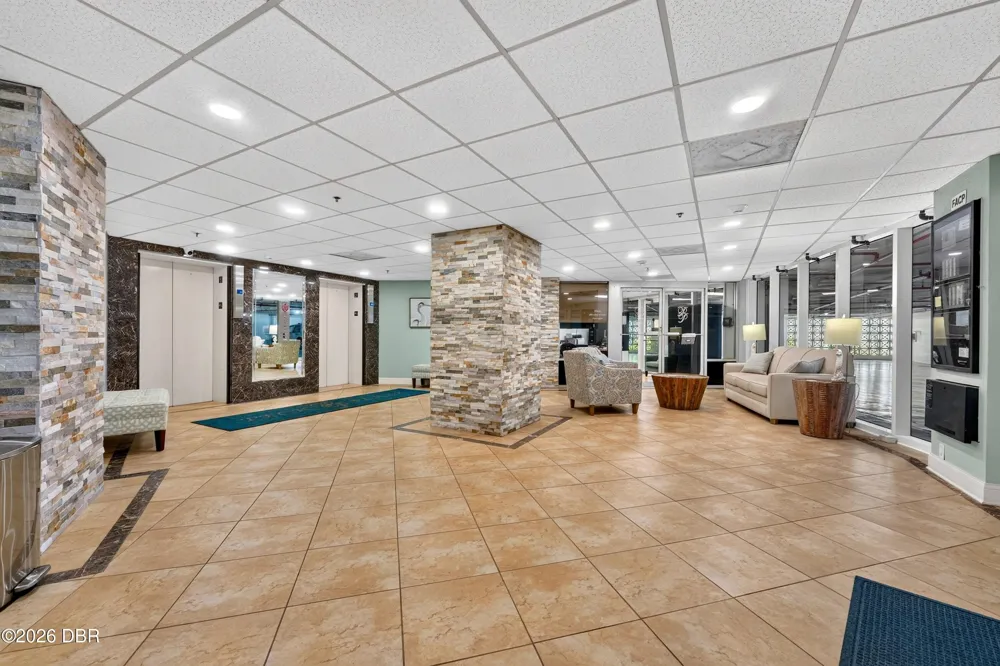 2625 S Atlantic Avenue #5SW Daytona Beach Shores, FL 32118