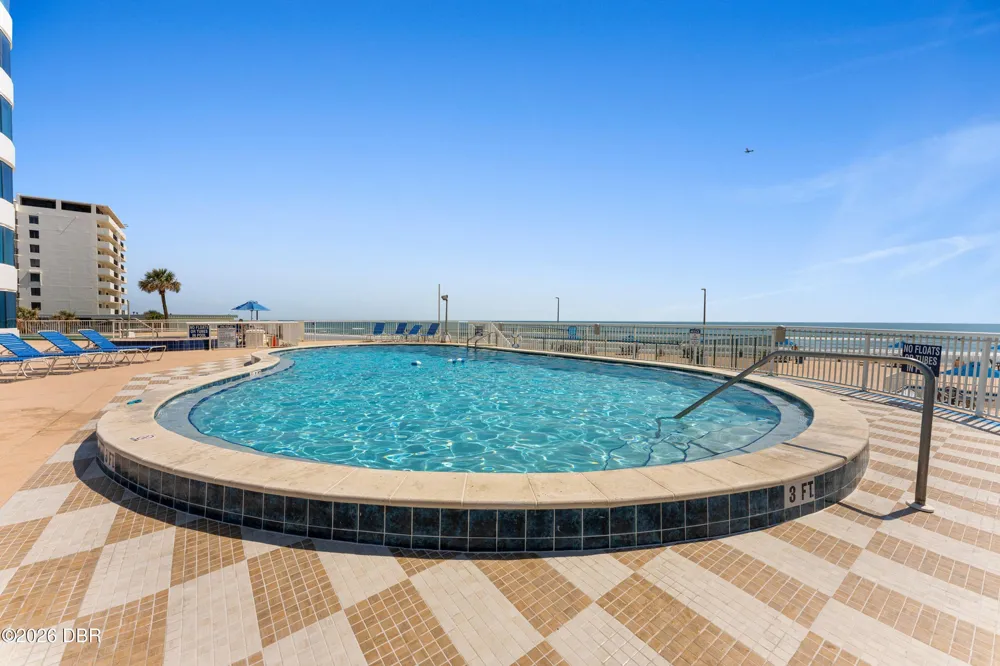2625 S Atlantic Avenue #5SW Daytona Beach Shores, FL 32118