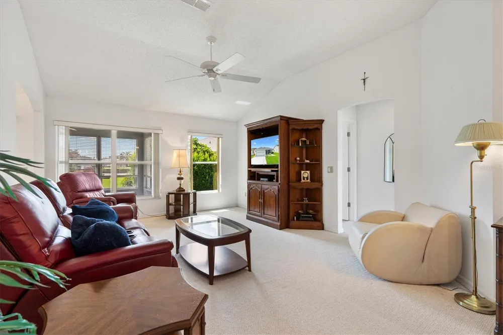811 SAN SALVADOR DRIVE The Villages, FL 32159