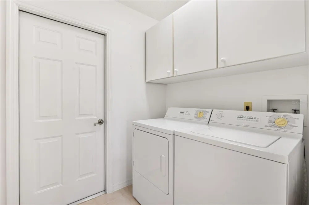 811 SAN SALVADOR DRIVE The Villages, FL 32159