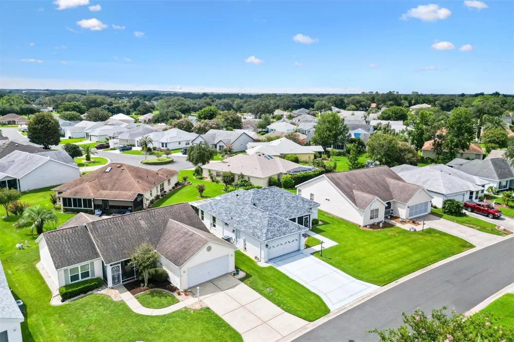 811 SAN SALVADOR DRIVE The Villages, FL 32159