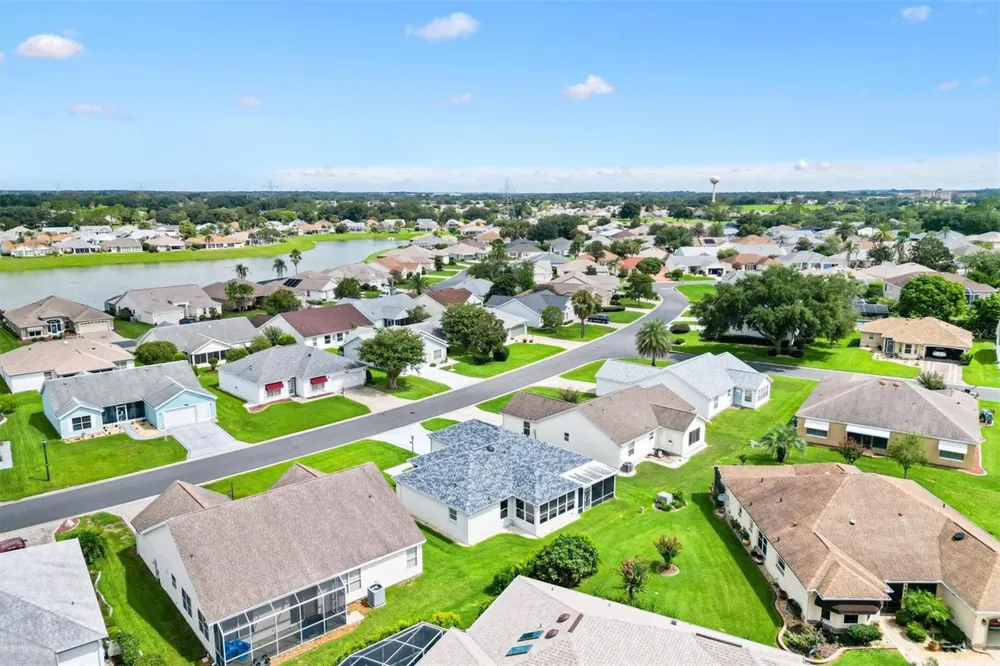 811 SAN SALVADOR DRIVE The Villages, FL 32159
