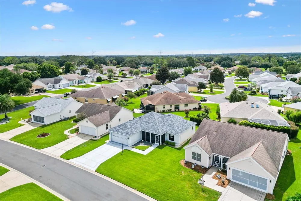 811 SAN SALVADOR DRIVE The Villages, FL 32159