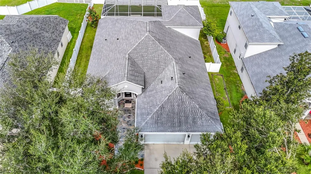 220 RONJA LANE Valrico, FL 33594