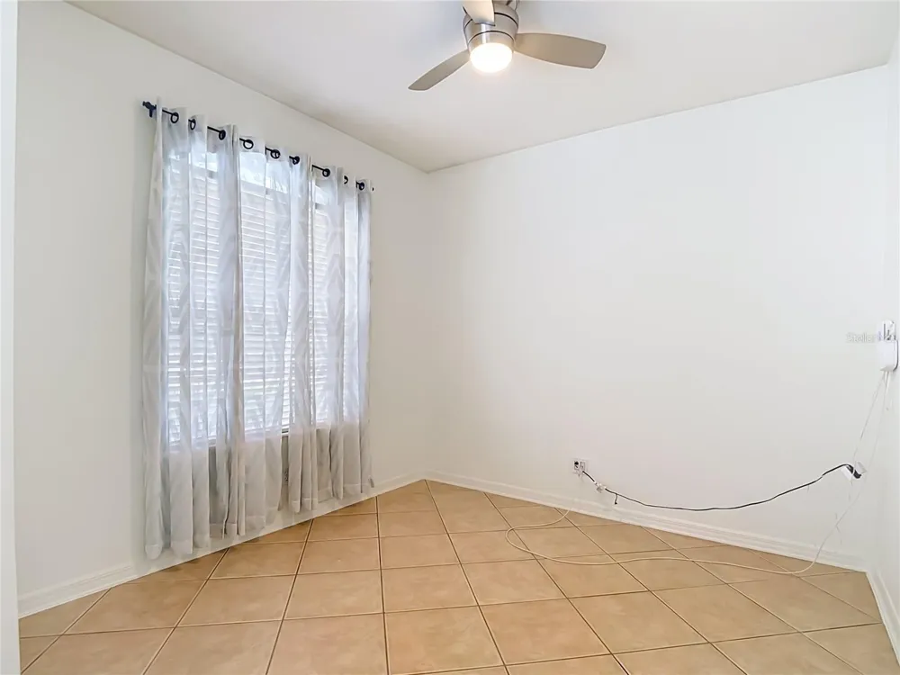 220 RONJA LANE Valrico, FL 33594