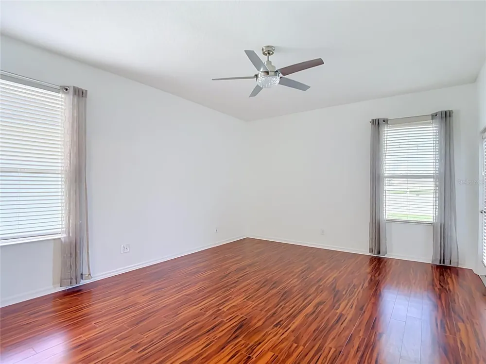 220 RONJA LANE Valrico, FL 33594