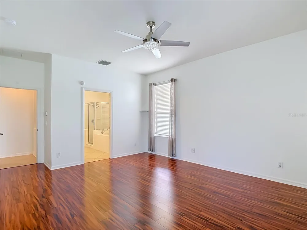 220 RONJA LANE Valrico, FL 33594