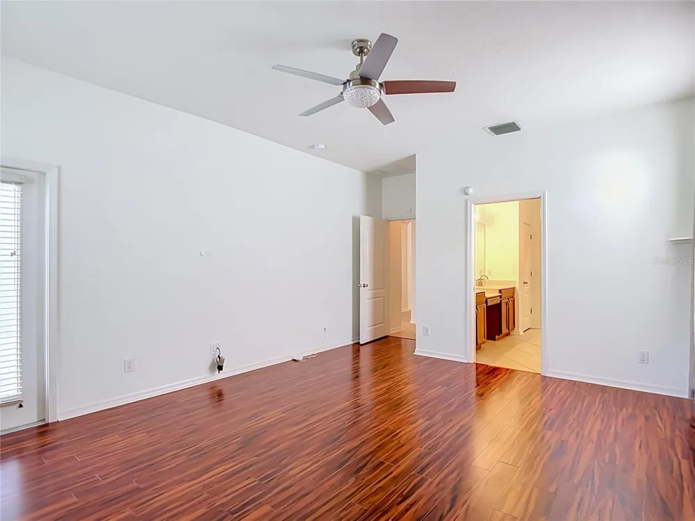 220 RONJA LANE Valrico, FL 33594