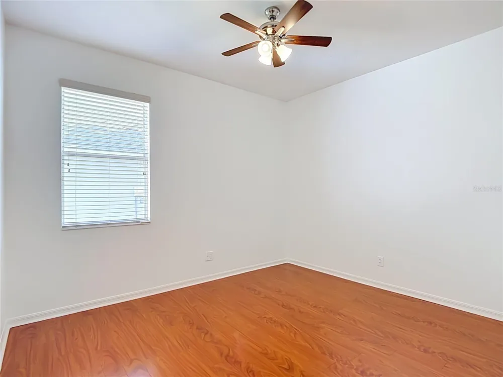 220 RONJA LANE Valrico, FL 33594