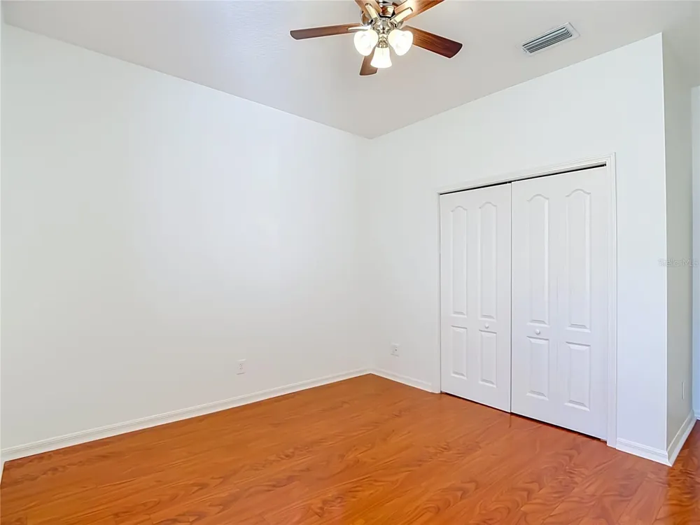 220 RONJA LANE Valrico, FL 33594
