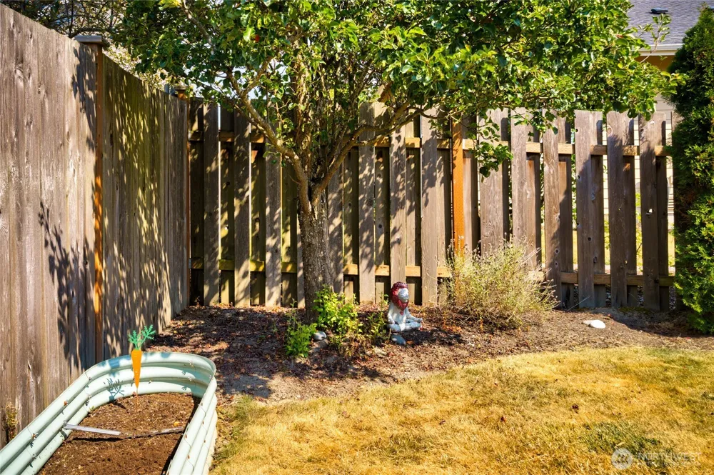 1758 Hillcrest Loop Mount Vernon, WA 98274