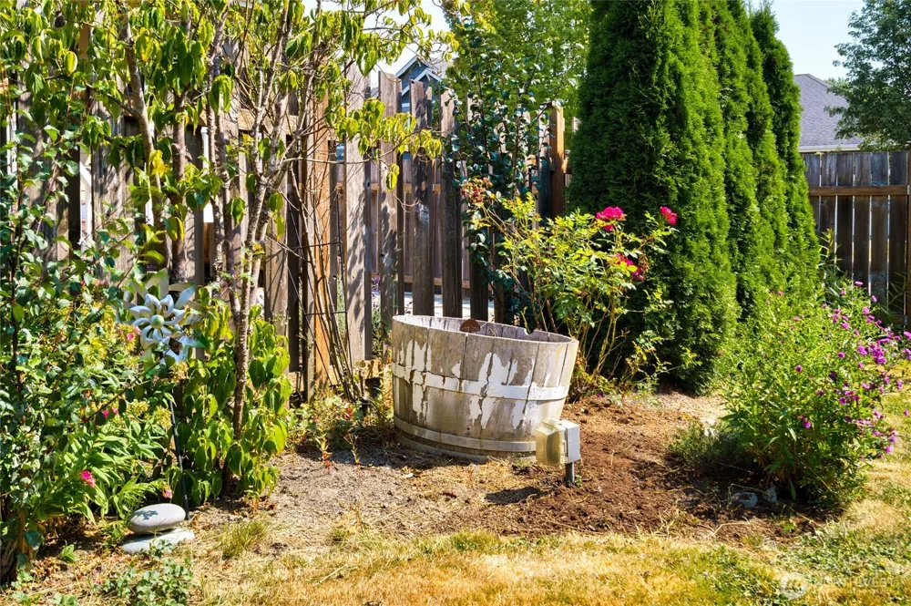 1758 Hillcrest Loop Mount Vernon, WA 98274