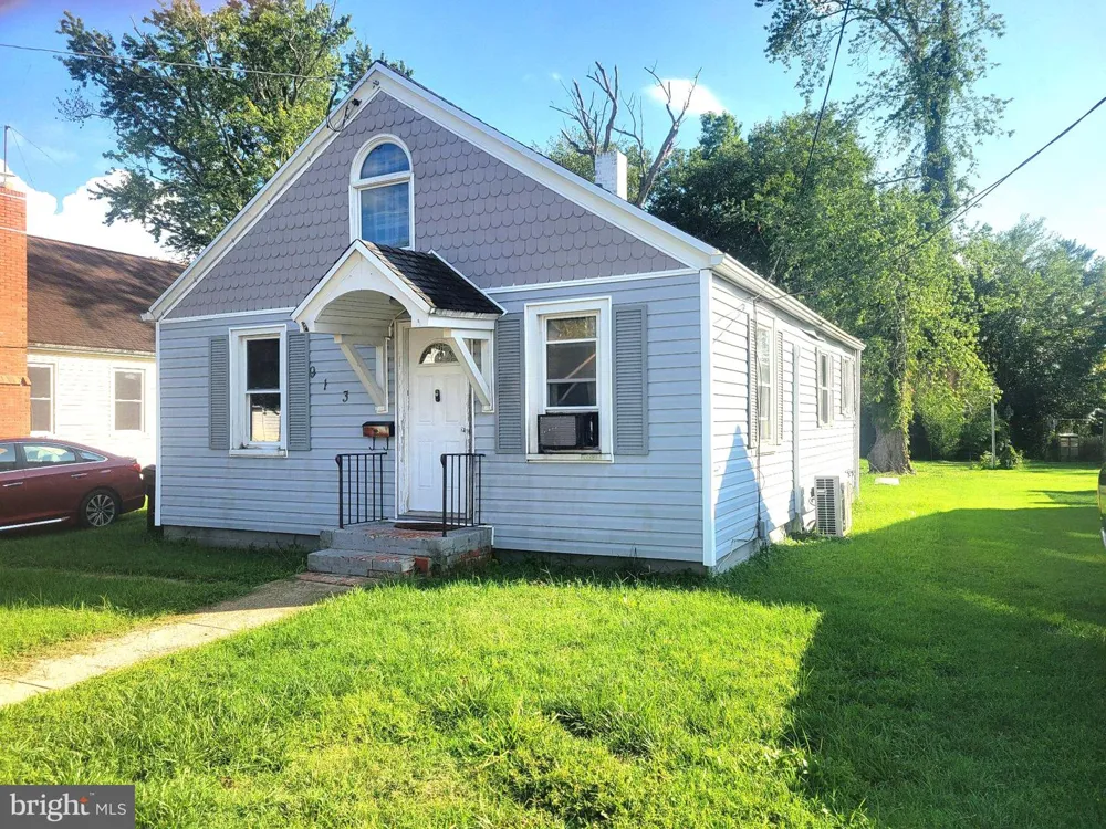 913 ROSLYN AVENUE Cambridge, MD 21613
