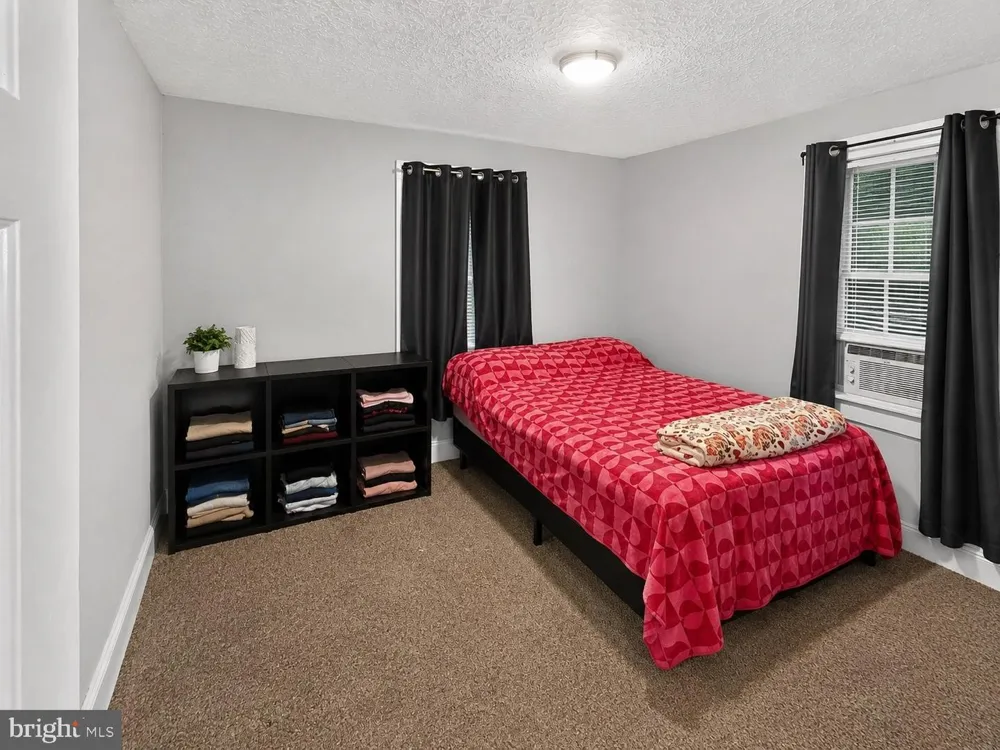 913 ROSLYN AVENUE Cambridge, MD 21613
