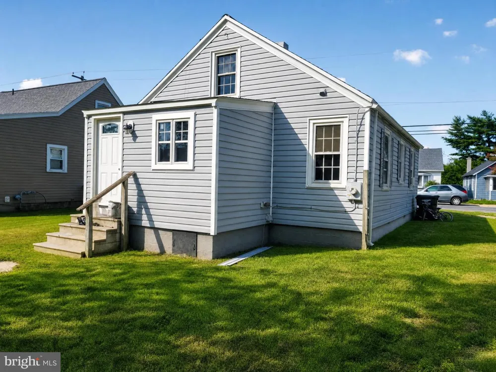 913 ROSLYN AVENUE Cambridge, MD 21613