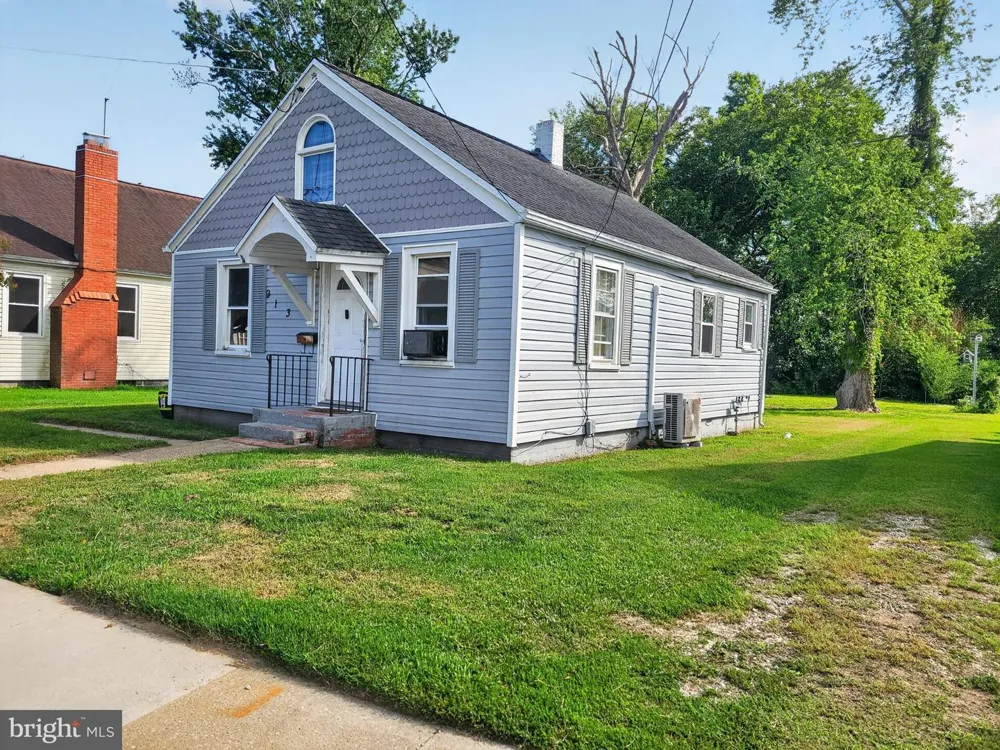 913 ROSLYN AVENUE Cambridge, MD 21613