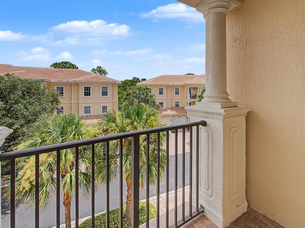 12590 SE Old Cypress Drive Hobe Sound, FL 33455