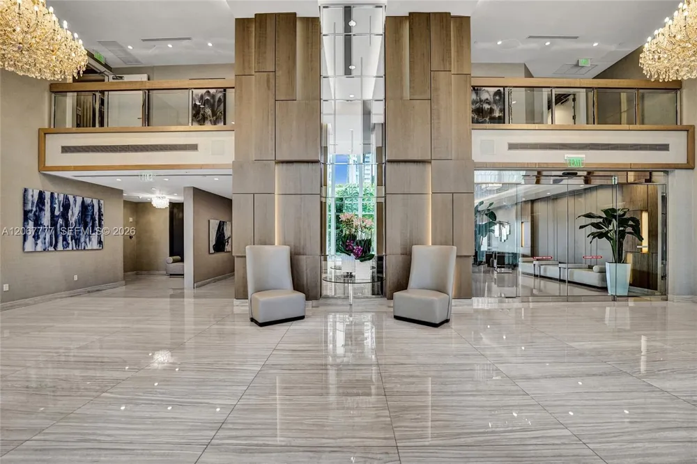 21200 Point Place #403 Aventura, FL 33180