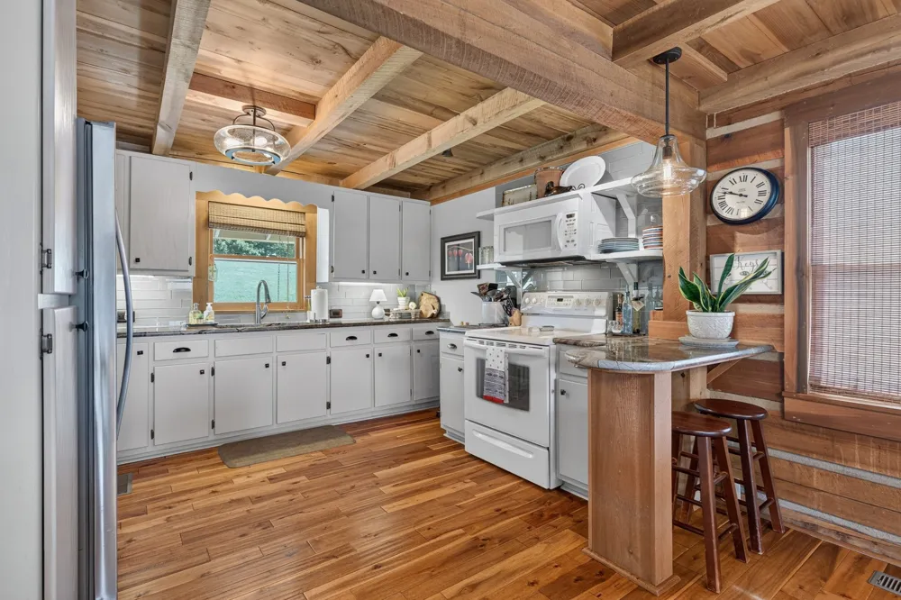 52 Narrows Dr Winchester, TN 37398