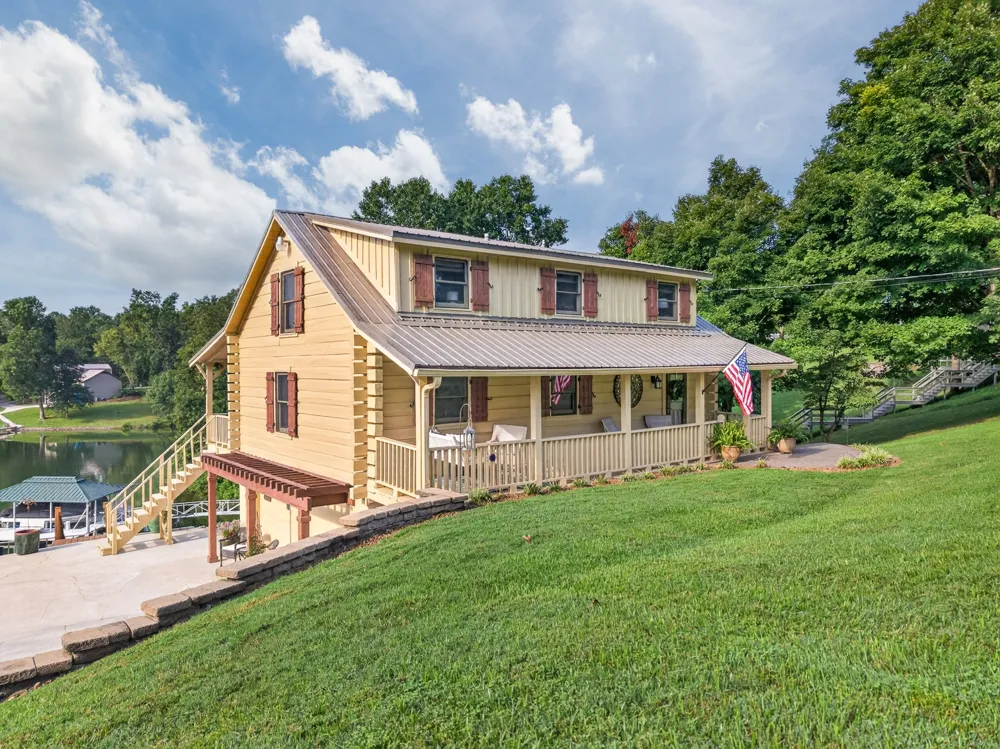52 Narrows Dr Winchester, TN 37398