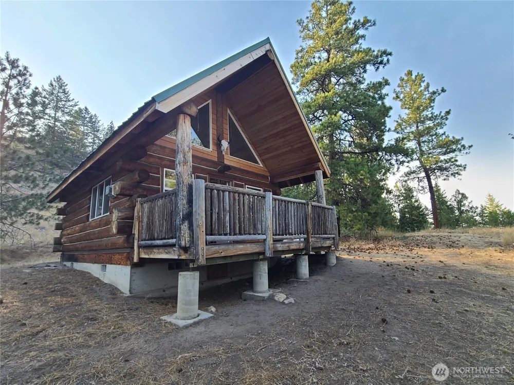 20 Doe Mountain Road Tonasket, WA 98855