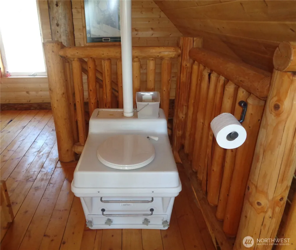 20 Doe Mountain Road Tonasket, WA 98855