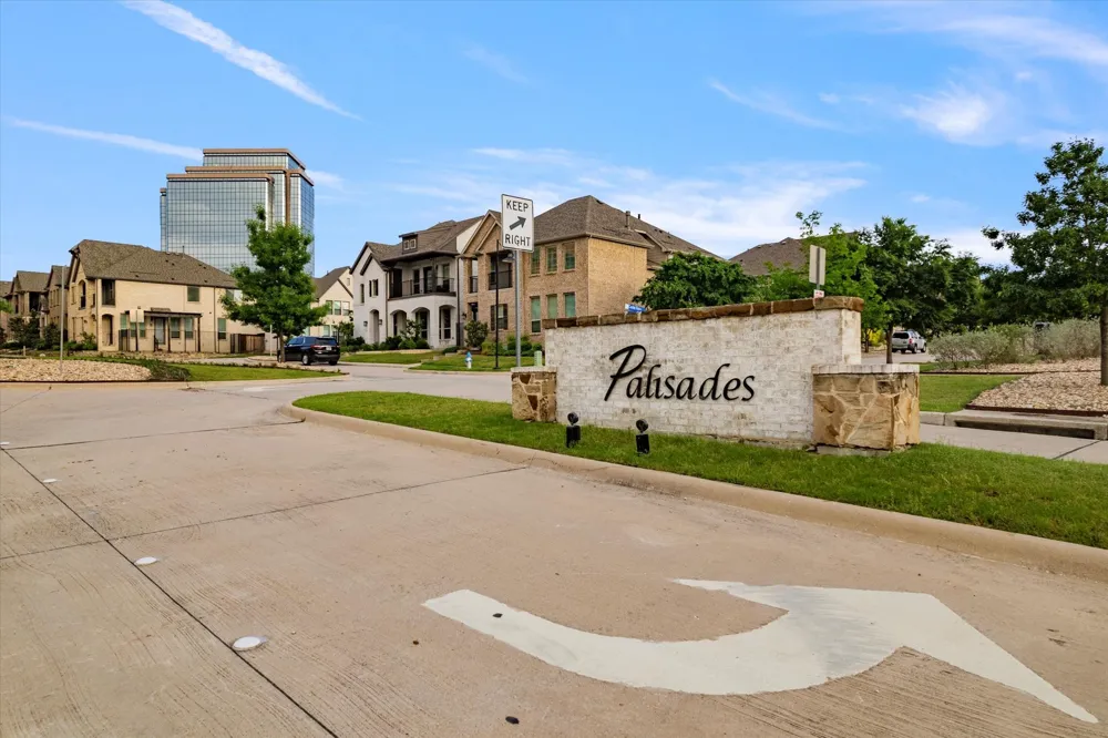 291 Moorland Drive Richardson, TX 75080