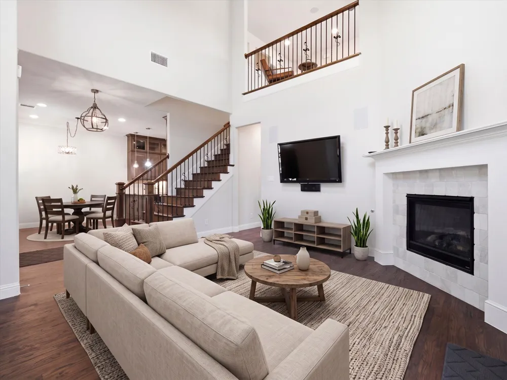 291 Moorland Drive Richardson, TX 75080