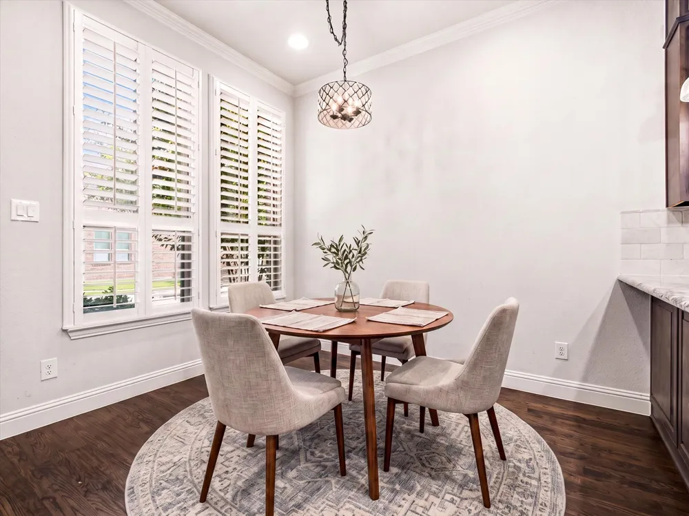 291 Moorland Drive Richardson, TX 75080